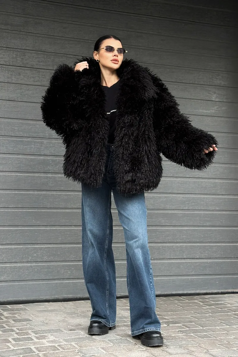 Black fur coat made of eco-fur in imitation of llama buy Dnipro