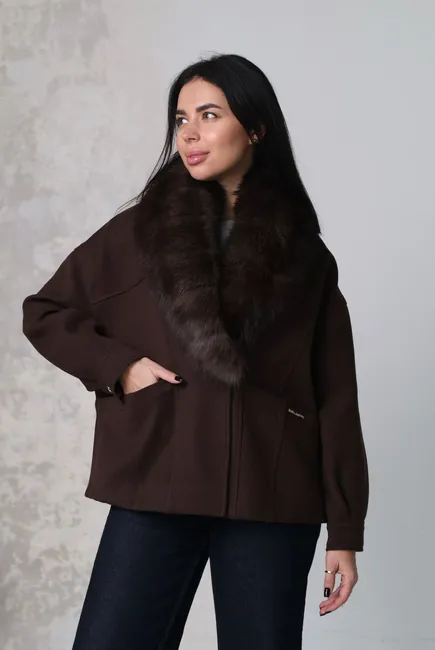 Premium coat crafted from Italian Marini fabric