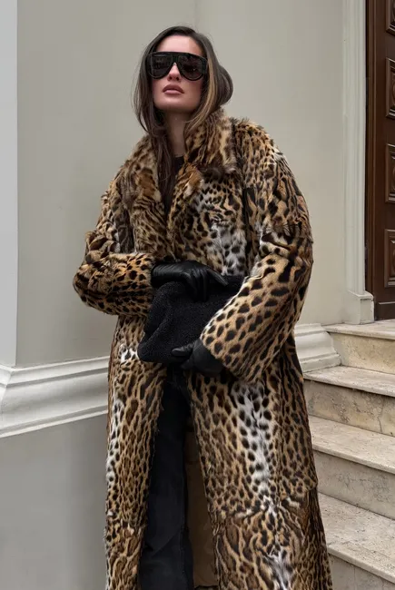 Exclusive Lippy Cat maxi-length coat